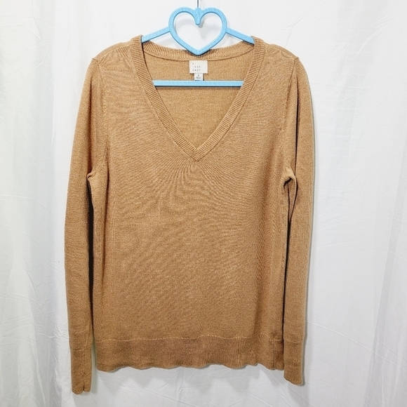 Lightweight V-Neck Sweater - Basic Layer in Neutral Tan Women's S - Picture 3 of 4